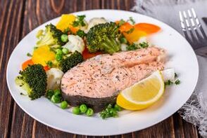 Japonska dietna jed s pusto ribo