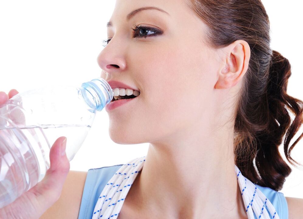 pitje vode na leni dieti