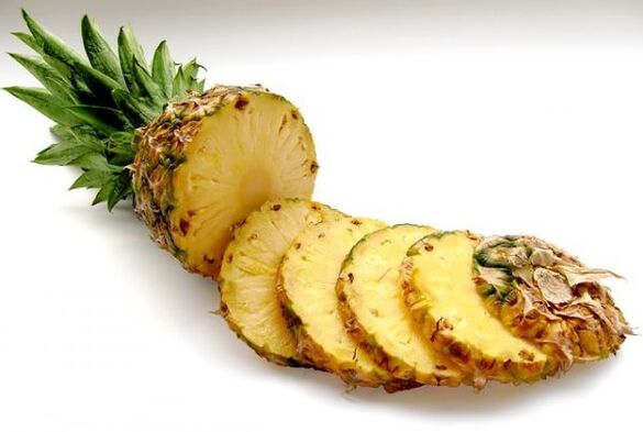 Ananas je živilo, ki pomaga pri izgubi odvečne teže. 